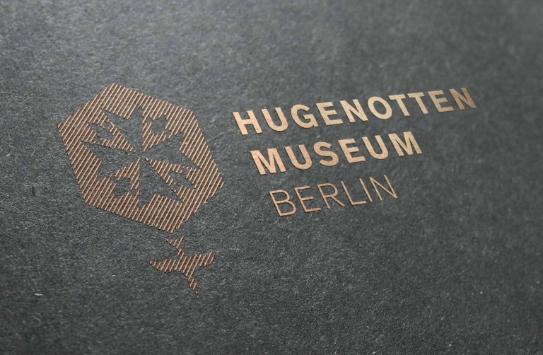 Hugenottenmuseum Berlin Logo